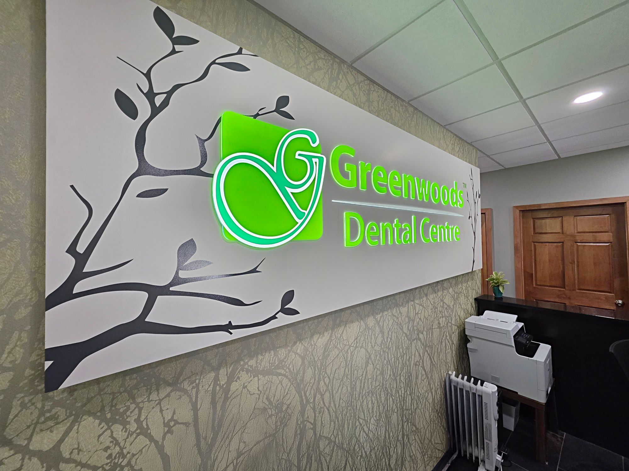 Reception area at Greenwoods Dental Pembina in Winnipeg 